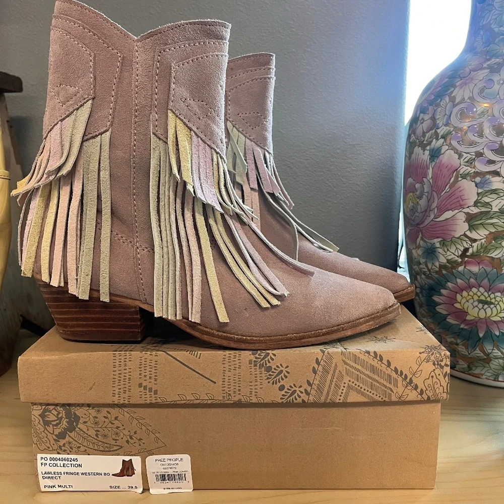 NIB FREE PEOPLE Lawless Fringe Western Boots- Pink Multi Sz 39.5 - Picture 2 of 7